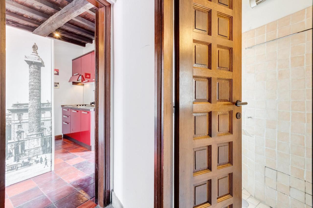 Romantic House With Terrace Bagian luar foto